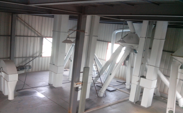 大米機械設(shè)備 大米機械設(shè)備